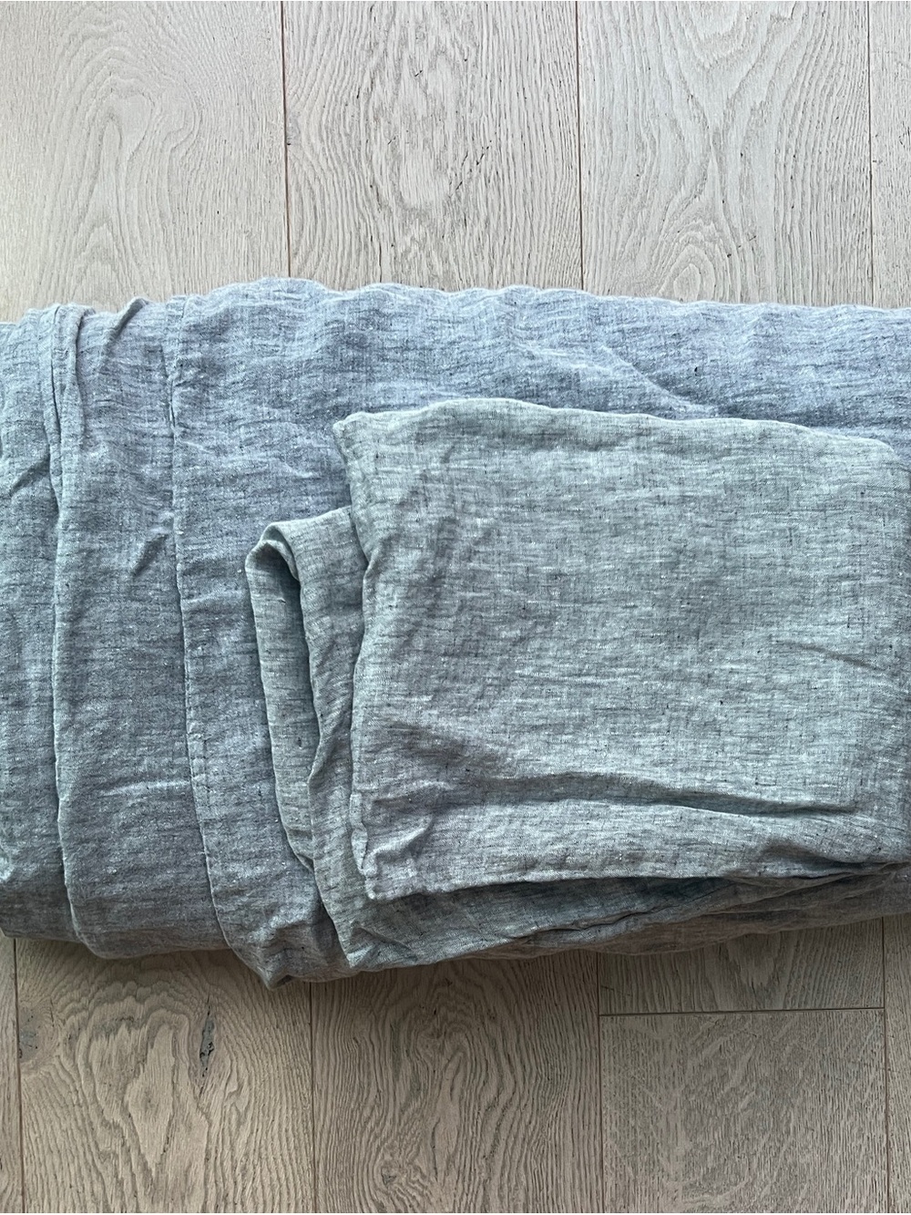 Schoolhouse Gray Full/Queen Linen Duvet Cover and Pillow Sham